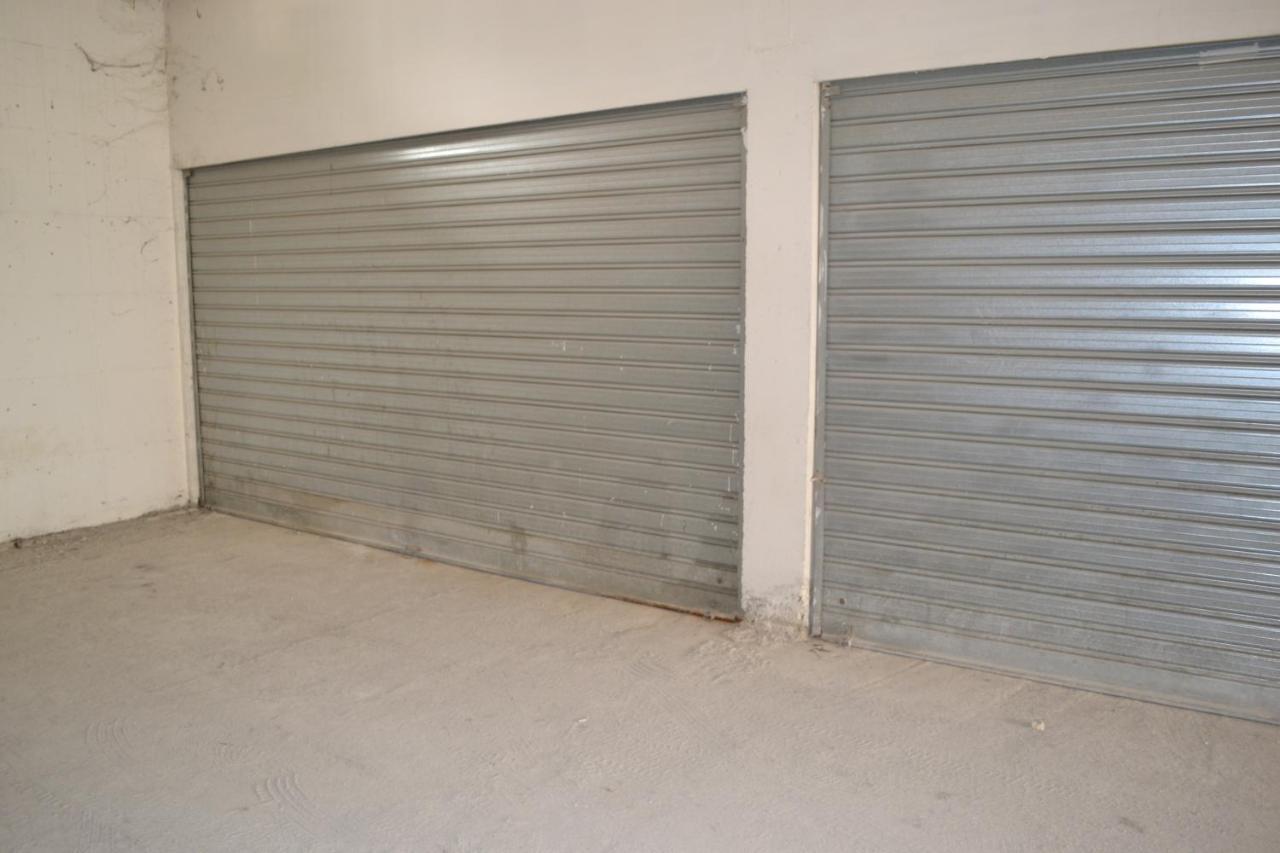 Flowers & Green 2 Bedrooms Apartment & Box Garage Vlore Exterior photo